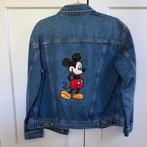 Womans Mickey Mouse Patch denim jean jacket sz small